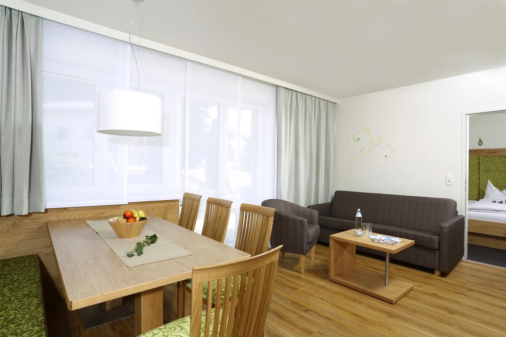 וואגריין Aparthotel Rubinius חדר תמונה